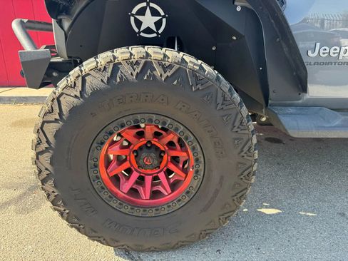 Used 2022 Jeep Gladiator Overland w/ Popular Equipment Package image 6