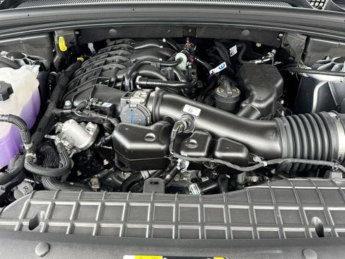 New 2025 Jeep Grand Cherokee Laredo w/ Luxury Tech Group I image 35