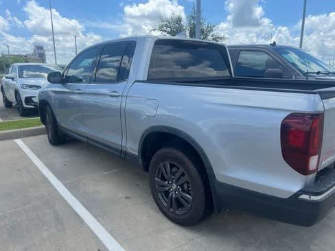 Used 2019 Honda Ridgeline Sport image 3