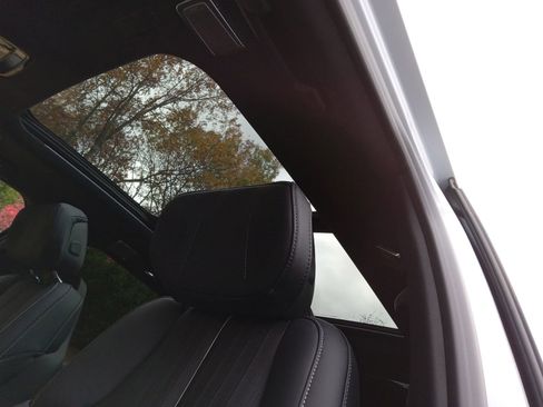 New 2026 Cadillac Vistiq Luxury image 12