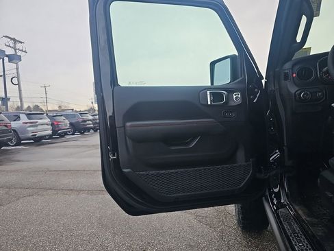 New 2026 Jeep Wrangler Unlimited Rubicon w/ Safety Group image 11