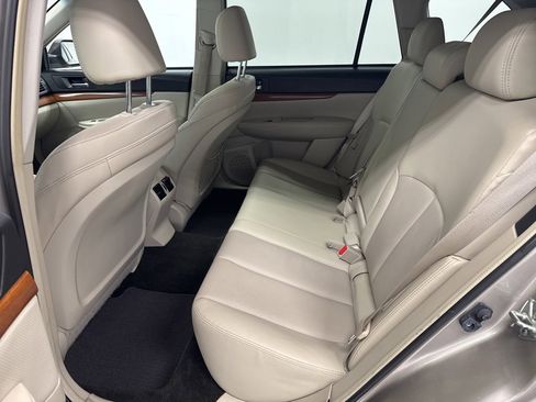 Used 2014 Subaru Outback 2.5i Limited w/ Moonroof Package image 21