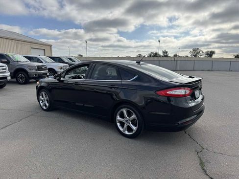 Used 2013 Ford Fusion SE image 8