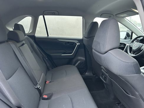 Certified 2022 Toyota RAV4 LE image 14