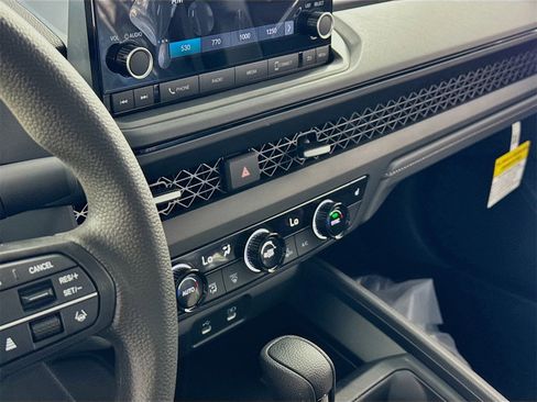 New 2025 Honda Accord SE image 9