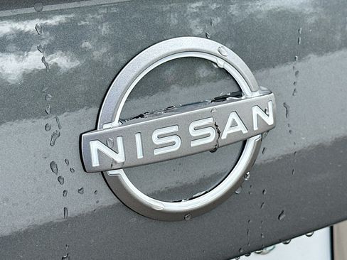 New 2025 Nissan Versa S w/ S Plus Package FWD image 17