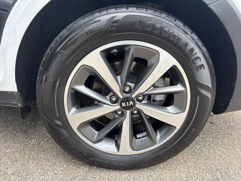 Used 2019 Kia Sorento EX image 20