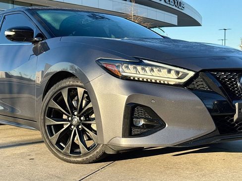 Used 2022 Nissan Maxima SR w/ Sport Mat Group image 9