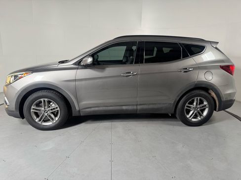 Used 2018 Hyundai Santa Fe Sport w/ 2.4L Value Package 02 FWD image 2
