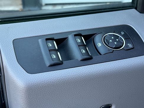 Used 2016 Ford F150 XLT w/ Equipment Group 302A Luxury image 11