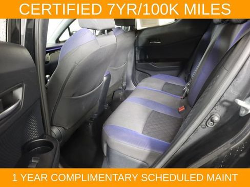 Used 2021 Toyota C-HR XLE FWD image 17