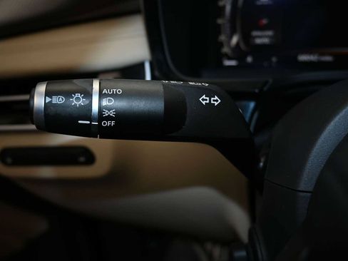 Used 2023 INFINITI QX60 Luxe w/ Cargo Package AWD/4WD image 23