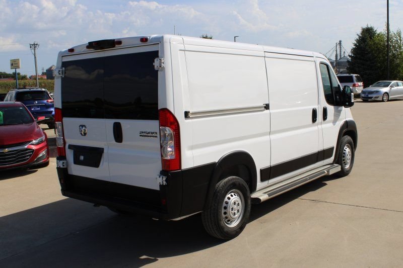 Used 2025 RAM ProMaster 2500 w/ U-Haul Equipment Group FWD image 5