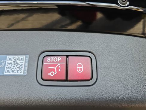 Certified 2026 Mercedes-Benz GLC 300 image 15