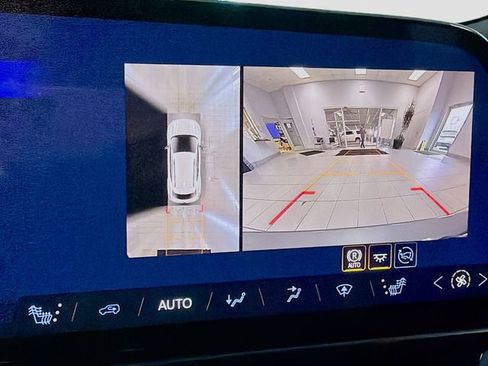 New 2026 Chevrolet Equinox EV RS AWD/4WD image 15