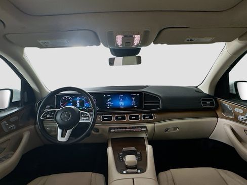 Used 2021 Mercedes-Benz GLS 450 4MATIC image 29