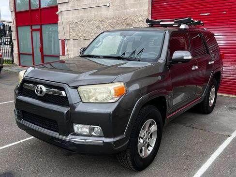Used 2012 Toyota 4Runner SR5 w/ Convenience Pkg AWD/4WD image 3