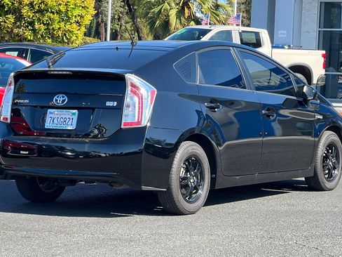 Used 2015 Toyota Prius Two FWD image 5
