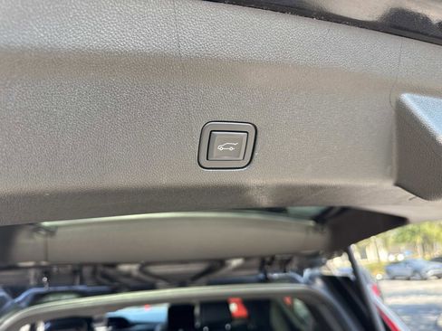 Used 2024 Cadillac Escalade V image 12