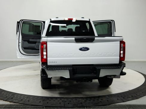 Used 2025 Ford F250 XLT w/ FX4 Off-Road Package AWD/4WD image 27