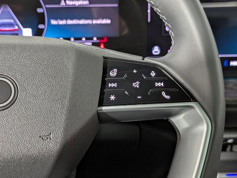 Used 2025 Audi Q5 Premium Plus image 35