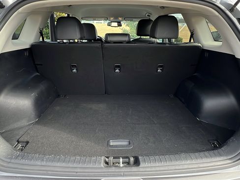 Used 2022 Kia Niro EX w/ Cold Weather Package image 12