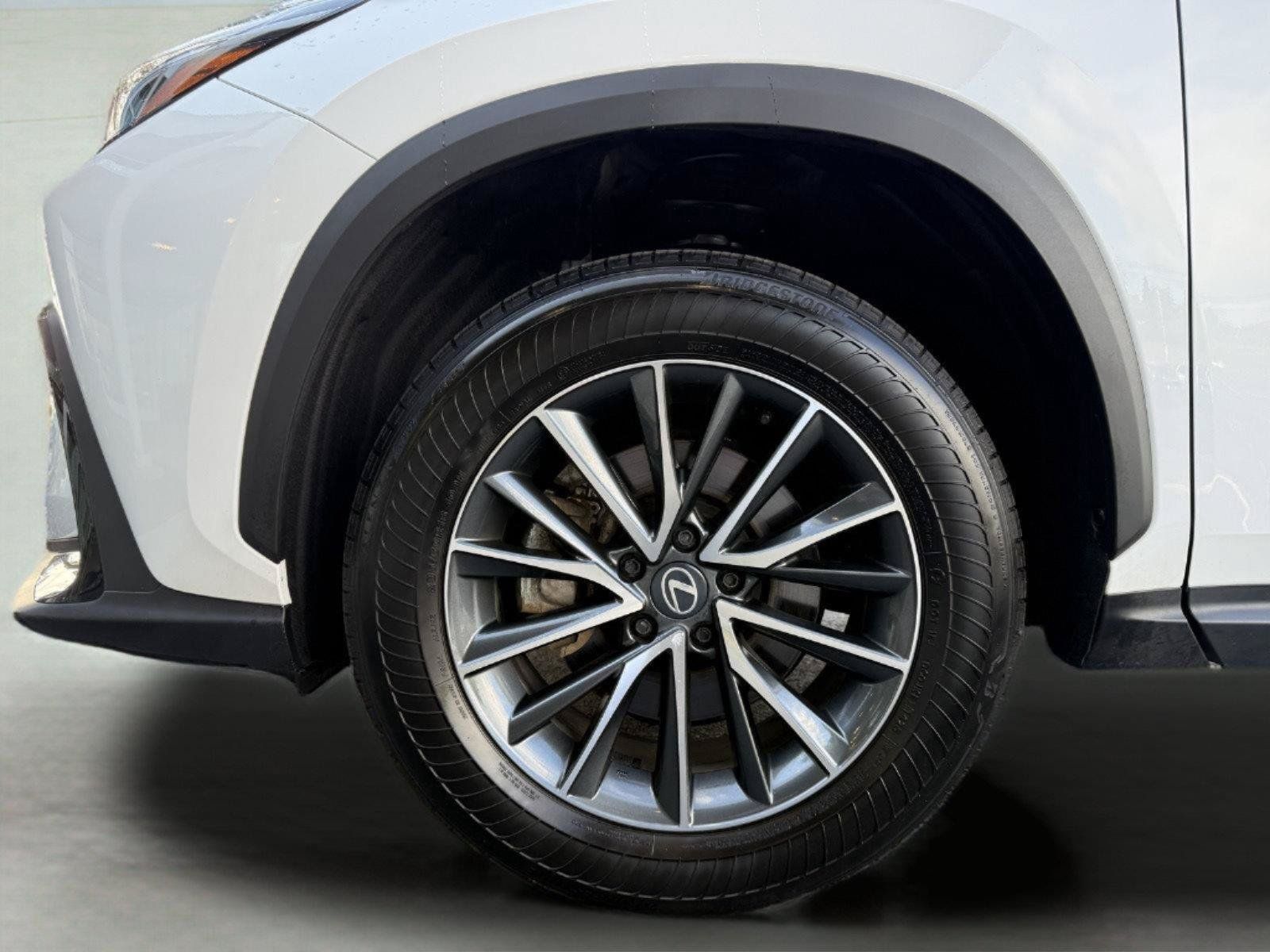 Certified 2026 Lexus NX 350 AWD w/ Accessory Package (2T) image 31