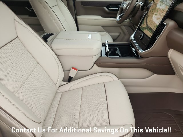 New 2027 GMC Yukon Denali w/ Sun & Power Step Package AWD/4WD image 10
