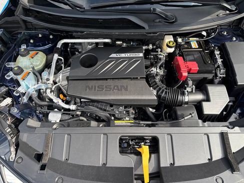 Used 2025 Nissan Rogue Platinum FWD image 25