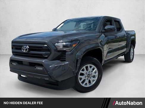 Used 2025 Toyota Tacoma SR5 AWD/4WD image 1