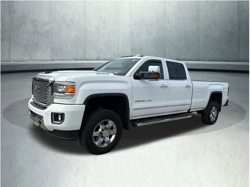 Used 2017 GMC Sierra 3500 Denali w/ Duramax Plus Package AWD/4WD image 1