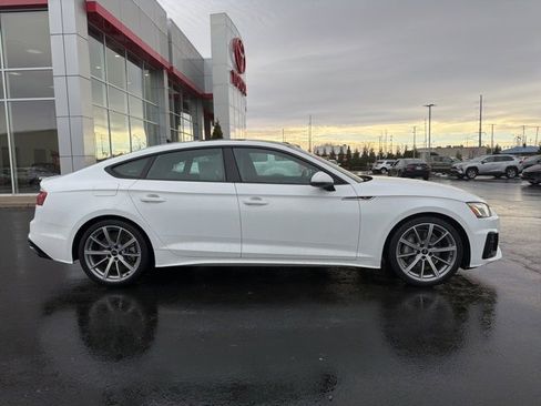 Used 2025 Audi A5 2.0T Premium Plus w/ Convenience Plus Package image 8