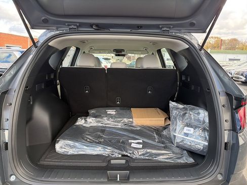 New 2026 Hyundai Tucson SE image 16