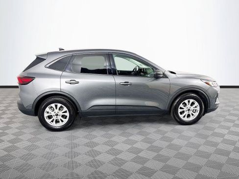 Certified 2025 Ford Escape Active FWD image 8