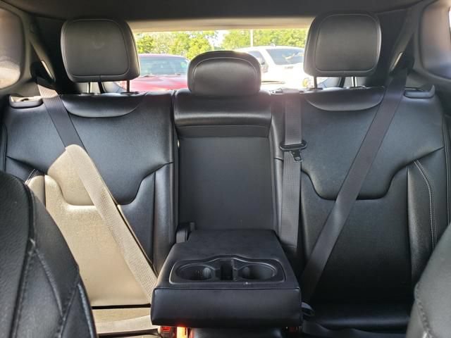 Used 2025 Jeep Compass Limited AWD/4WD image 15