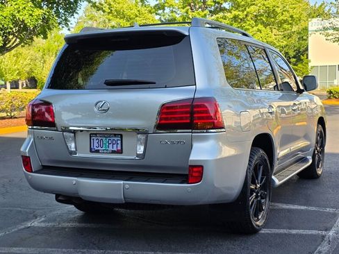 Used 2009 Lexus LX 570 4WD image 8