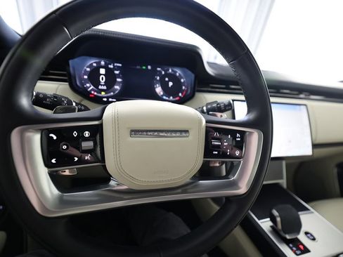 Used 2024 Land Rover Range Rover SE AWD/4WD image 20