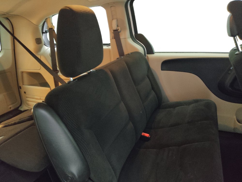 Used 2017 Dodge Grand Caravan SE w/ Power Window Group FWD image 19