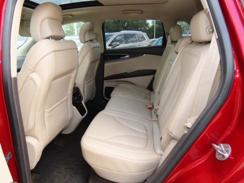 Used 2016 Lincoln MKX Reserve w/ Technology Package image 19