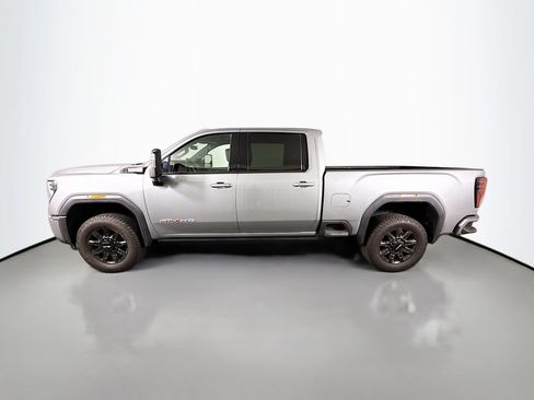 Used 2024 GMC Sierra 2500 AT4 w/ AT4 Premium Plus Package AWD/4WD image 4