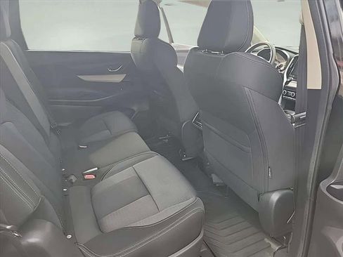 Used 2022 Subaru Ascent Premium w/ Convenience Package image 27