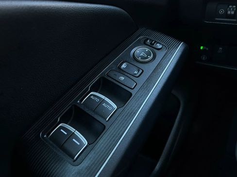 Used 2022 Honda Civic Touring image 14