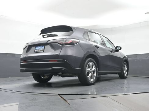 Certified 2023 Honda HR-V LX image 32