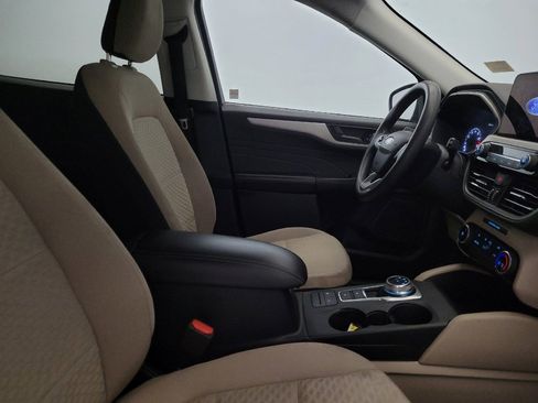 Used 2022 Ford Escape SE FWD image 21