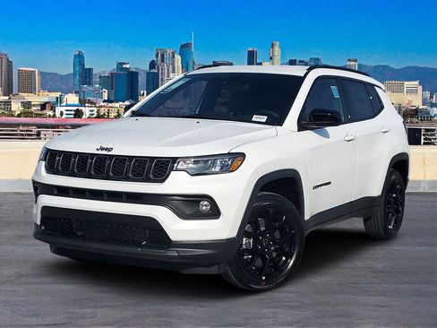 New 2026 Jeep Compass Latitude image 2