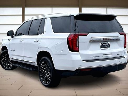 Used 2021 GMC Yukon SLT w/ SLT Premium Package image 13