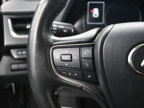 Used 2021 Lexus UX 250h w/ Premium Package image 11