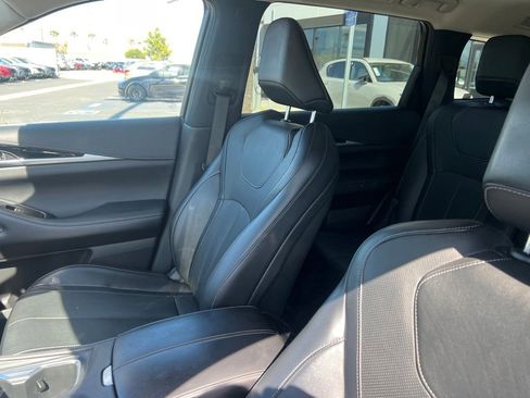 Used 2023 INFINITI QX60 Pure FWD image 21