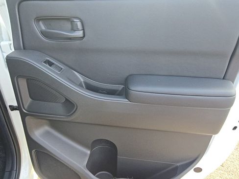 New 2026 Nissan Frontier SV image 30