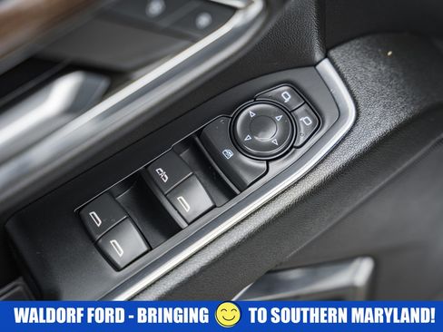 Used 2024 Chevrolet Silverado 2500 LT w/ Convenience Package image 43